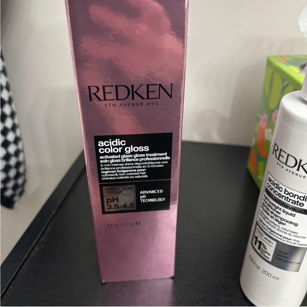 Redken acidic color gloss treatment